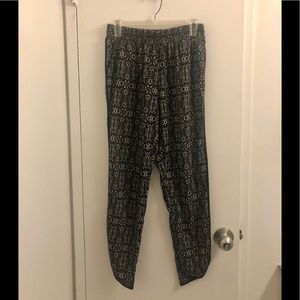 Forever 21 Contemporary Patterned Pants